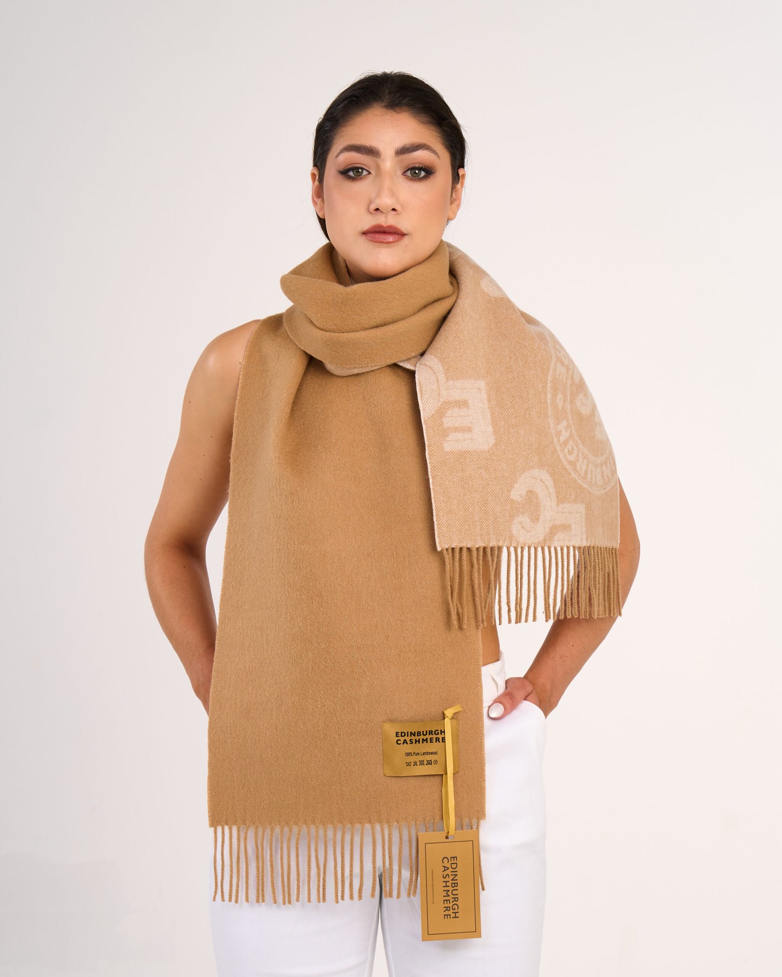 How to Spot a High-Quality Cashmere Scarf