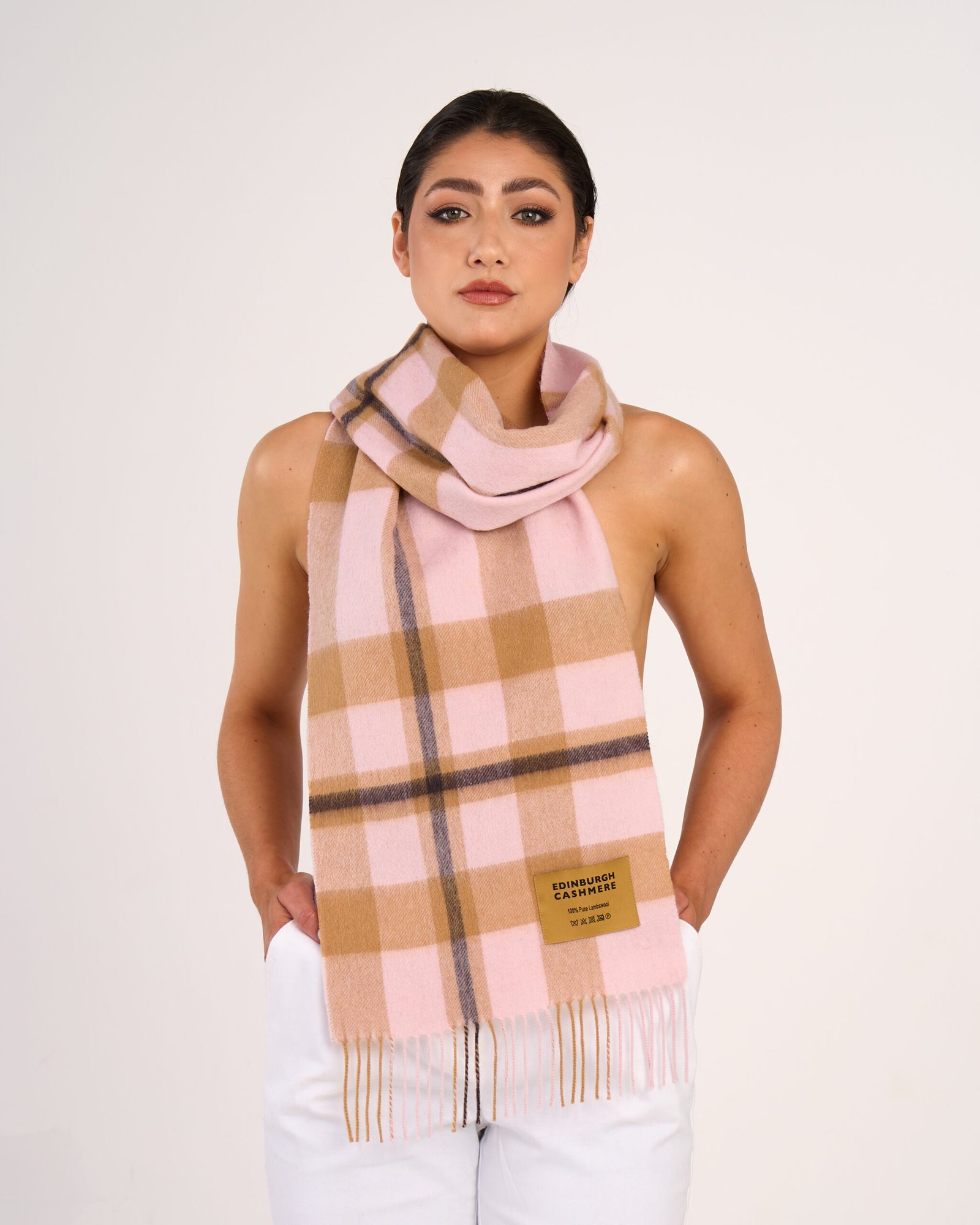 The Color Psychology of Scarves: Choosing the Right Hue