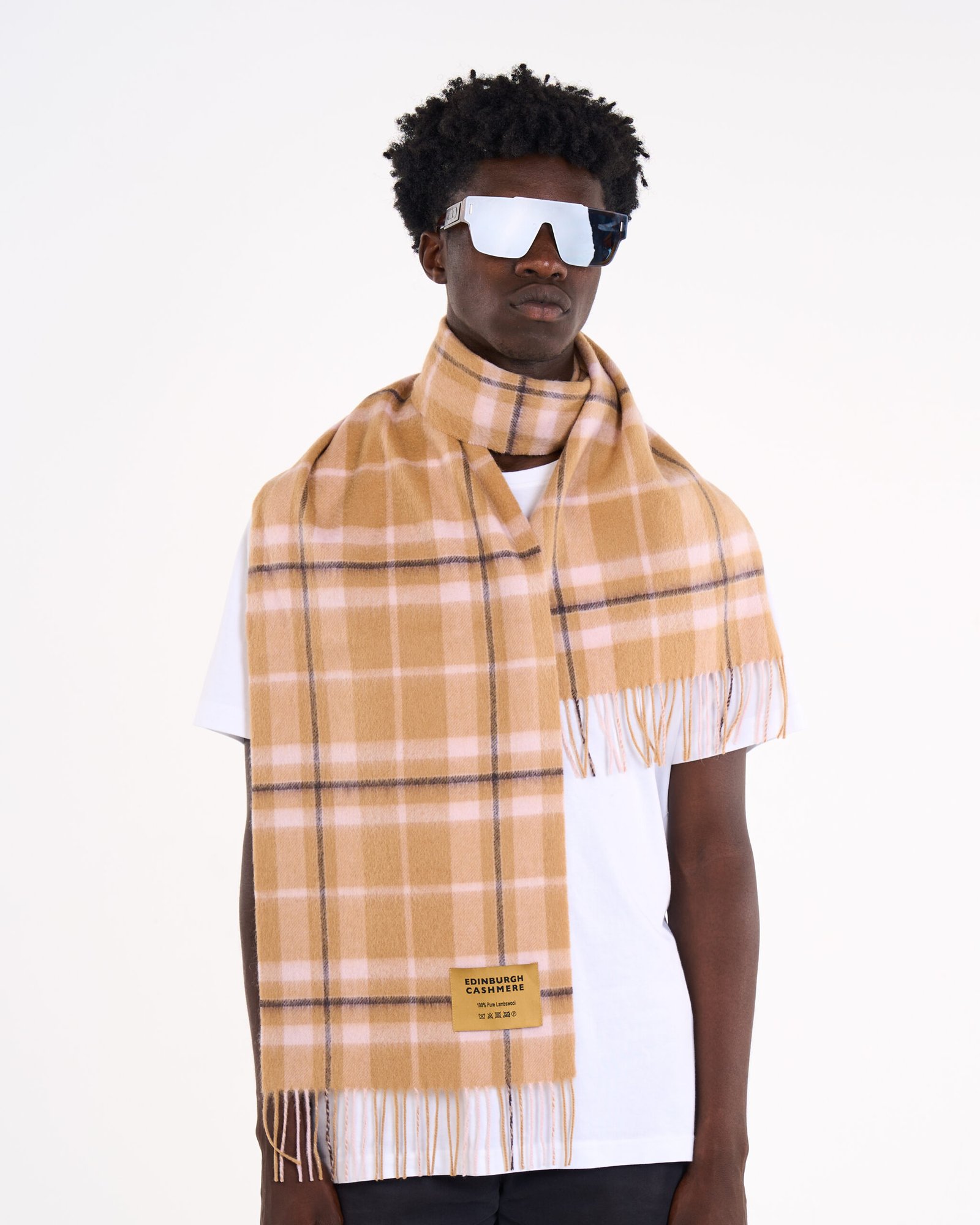 Top Designer Cashmere – The Ultimate Fashion Gift for Winter