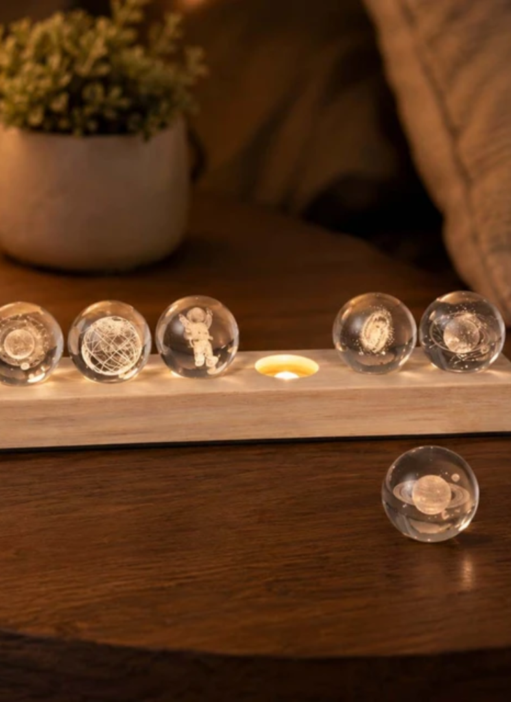RED5 Galactic Crystal Ball Light 