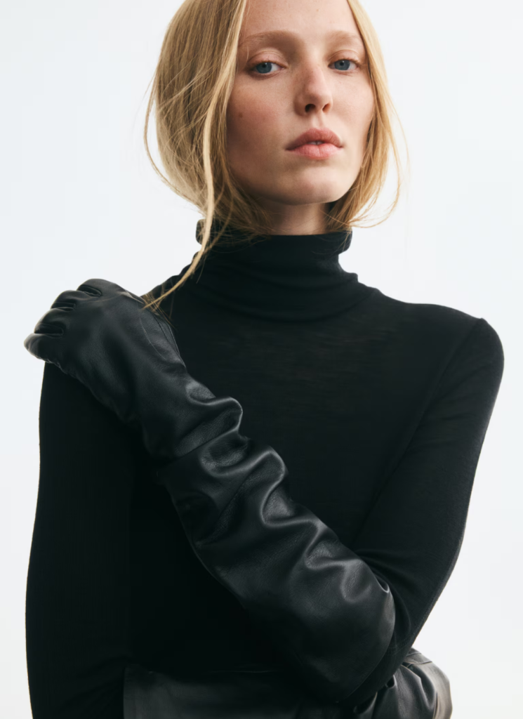 Long leather gloves 